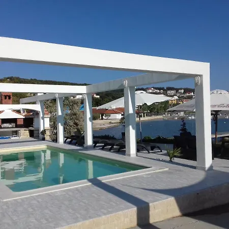 게스트하우스 And With A Swimming Pool Kampor, Rab - 12773 3*