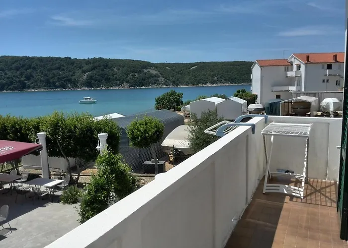 Maison d'hôtes And With A Swimming Pool Kampor, Rab - 12773 Kampor